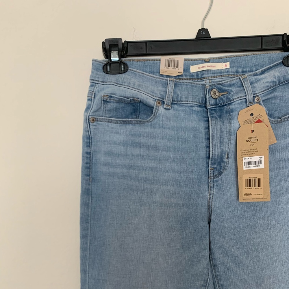 Levi’s Mid Rise Classic Bootcut Jeans - Picture 5 of 13